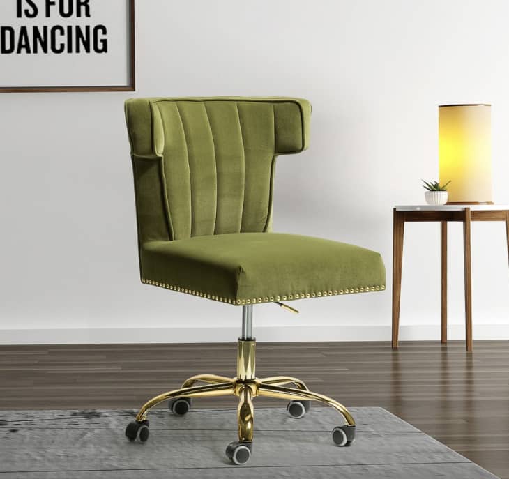 Best ergonomic chair for small outlet spaces